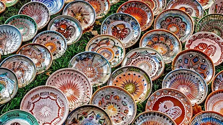 Celebrele vase de ceramică de la Horezu nu se mai fabrică în România. 80% sunt importate și nu au calitatea legendară