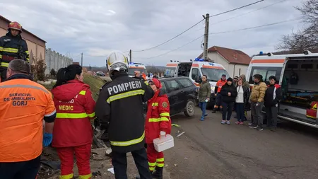 Accident violent în județul Gorj. Doi pietoni, mamă și fiu, au fost uciși de un șofer de 24 de ani