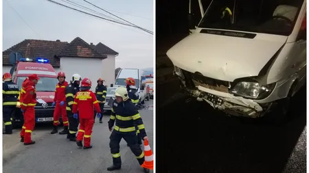 Accident cu două microbuze şi un autoturism, în Bihor. Nouă persoane, transportate la spital