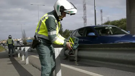 Un nou truc pentru evitarea radarelor auto se răspândeşte în toată Europa. Ce riscă şoferii care sunt prinşi