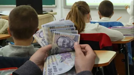 Burse şcolare iunie 2024. Câţi bani de buzunar primesc elevii premianţi pentru vacanţă