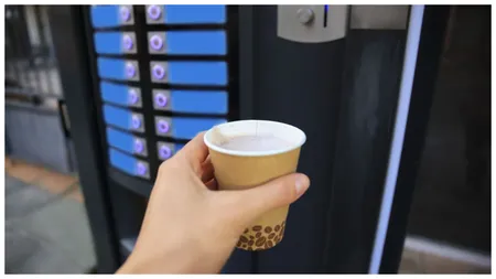 ȘOCANT. O tânără, la un pas de moarte după ce a băut cafea de la un automat din aeroport