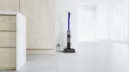 Dyson lansează un produs revoluționar de curățare a pardoselilor fără aspirare: Dyson WashG1™, primul aparat de curățare umedă echipat cu cea mai recentă tehnologie dezvoltată de companie