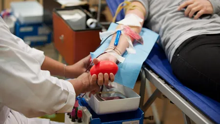 Europa elimină stimulentele financiare pentru donatorii de sânge. Ce se întâmplă în România