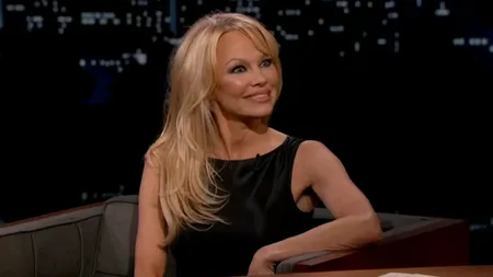 Cum arată Pamela Anderson, fără pic de machiaj. Are 56 de ani, dar fanii abia o mai recunosc
