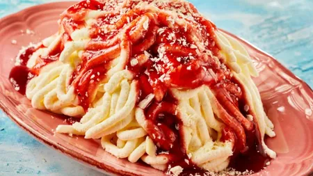 Spaghete din înghețată, un desert de care te vei îndrăgosti. Rețeta este una foate simplă