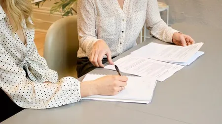 Au dreptul la concediu medical salariații care s-au întors din concediul de odihnă? Subiectul care îi neliniștește pe angajații români