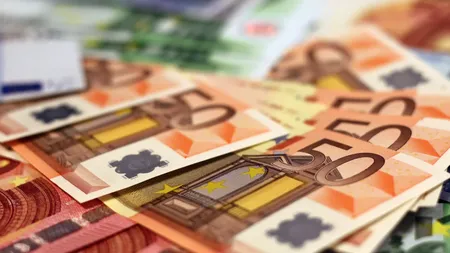 Românii au cea mai mică încredere în bănci, dintre popoarele din Europa de est şi centrală