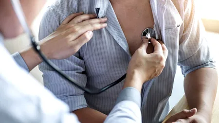 Semnul că suferi de o boală de inimă. Dacă pățești asta, trebuie să mergi la cardiolog imediat