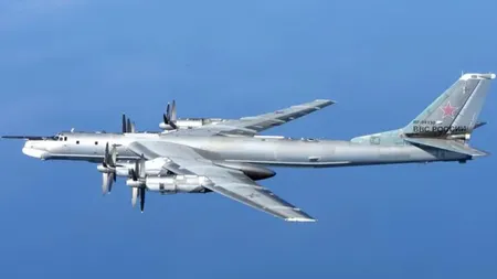 NATO, în alertă! Bombardiere strategice rusești, escortate de avioane MiG 31, au survolat Marea Norvegiei și Marea Barents