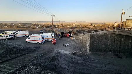 Explozie la o mină de cărbune din Iran. Peste 50 de persoane au murit