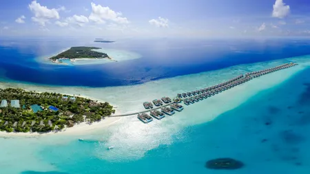 O familie de români a plătit pentru o vacanță în Maldive mai mult decât pe un apartament. 