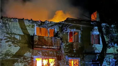Trei morţi şi 14 răniţi într-un atac rusesc la Izmail, în apropierea graniţei cu România