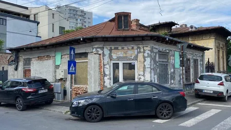 Codul Rutier 2024: Reguli pentru traversarea pe la colțul străzii – cine are prioritate?