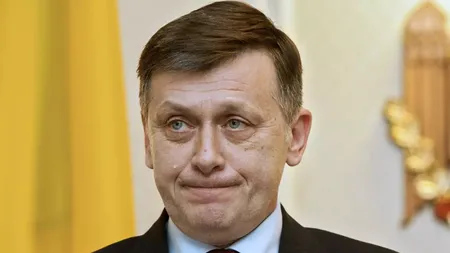 Crin Antonescu, destrăbălare în club de striptease, cu maşina de la Parlament, în timp ce soţia era grav bolnavă