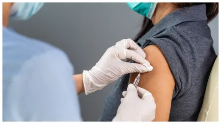 A început sezonul vaccinării antigripale. Ce trebuie să știi despre vaccinare și care sunt beneficiile de care ai parte