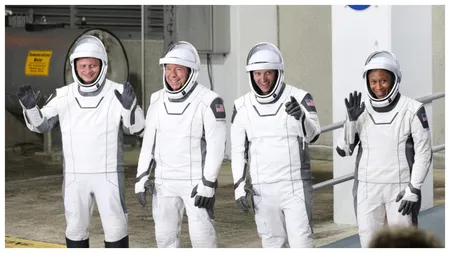 Patru astronauți revin pe pământ, după ce au fost blocați opt luni pe Stația Spațială Internațională de uraganul Milton și problema capsulei Boeing