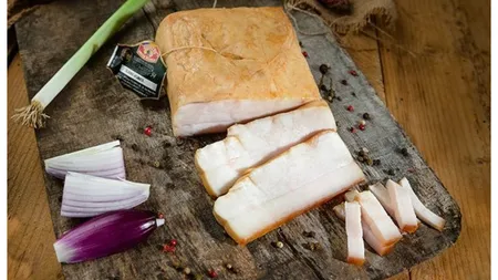 Ce se întâmplă în corpul nostru dacă mâncăm slănină. Recomandările nutriţioniştilor