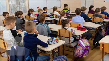 Din anul școlar 2024-2025, sunt acceptați într-o clasă de gimnaziu sau liceu peste 28 de elevi. Ministerul Educației este cel care trebuie să facă aprobarea
