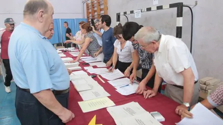 Câti bani câștigă un expert electoral în 2025 și cum poți deveni președinte de secție de votare? AEP a anunțat sumele totale