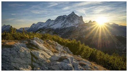 Top cinci cele mai spectaculoase trasee montane de încercat toamna aceasta în România
