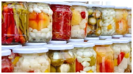 Cum să ai borcane cu murături fără mucegai. Ingredientele secrete folosite de gospodine