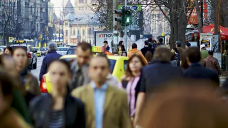 Raport: Încrederea românilor în Guvern s-a dublat, însă 41 la sută dintre tineri sunt în favoarea instaurării unui regim totalitar!