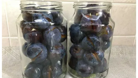 Prune murate în oțet, rețeta neobișnuită pe care e musai să o încerci. Pot fi condimentate cu scorțișoară