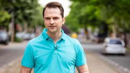 Sebastian Burduja, ministrul bun la toate: ”Schimb becuri, repar chiuvete, dau cu varul, montez diverse chestii”