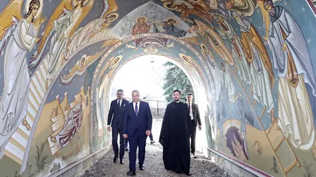 Nicolae Ciucă, între mistic şi profan: Ne aducem aminte că şi Mântuitorul, când a intrat în Templu, a dărâmat tarabele /PSD şi sateliţii săi l-au atacat pe preşedintele Iohannis