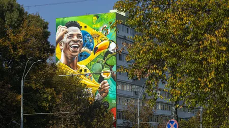 Vinicius Jr. poartă tricolorul României în cea mai mare pictură murală din București, la Outline Streetart Festival