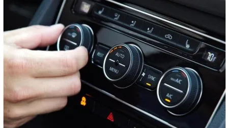 Trucul pe care trebuie să-l știe toți șoferii. De ce e bine să funcționeze aerul condiționat și iarna în mașină