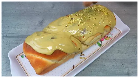 Rețetă cozonac cu fistic. Cel mai delicios desert de sărbători pentru familia ta