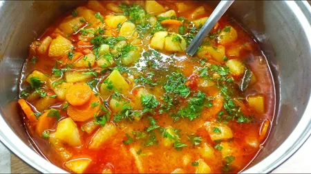 Rețeta mănăstirească pentru mâncarea de cartofi. Ingredientul minune care îi dă un gust autentic