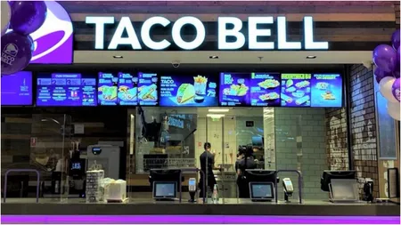 Cât câștigă un casier Taco Bell în București. Lanțul a investit 500.000 de euro într-un nou restaurant