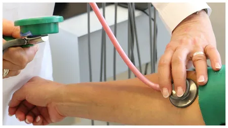 Tensiunea arterială poate scădea cu doar cinci minute de exerciții fizice pe zi. Studiul cercetătorilor britanici vă poate salva sănătatea