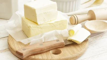 Ce opțiune e mai sănătoasă pentru micul dejun: untul sau margarina? Specialiștii trag un semnal de alarmă