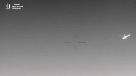 Anul Nou 2025 începe cu bombardamente adevărate. O dronă ucraineană a doborât un elicopter rusesc, iar Franţa aruncă bombe în Siria