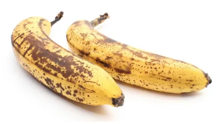 Cum să faci ca bananele să rămână proaspete mai mult timp, fără să se înnegrească