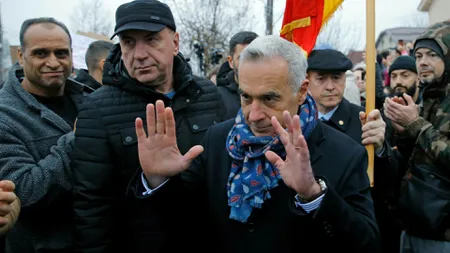 Autorităţile române acuză ingerinţa Rusiei în campania electorală, dar populaţia chiar a apreciat mesajele lui Călin Georgescu - Analiză BBC