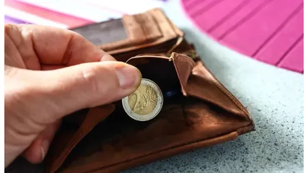 O monedă banală îţi poate aduce o mică avere. Eroarea care o face preţioasă