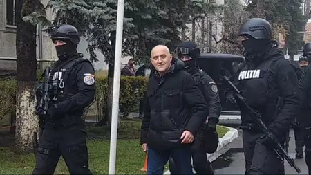 Procurorii vor cere marţi arestarea lui Horaţiu Potra. Acesta a apărut în imagini alături de Călin Georgescu FOTO