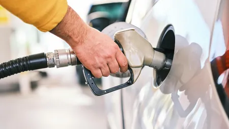 Românii din Germania vor plăti mai mult pentru căldură și carburanți. Cu cât se scumpesc acestea și de când