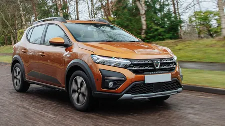 Viitoarea generație Dacia Sandero va fi lansată în 2027. Va avea și opțiune de motorizare hybrid