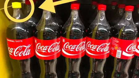 Motivul pentru care unele sticle de Coca-Cola au capace galbene. În ce scop era folosită la origini cea mai consumată băutură răcoritoare a secolului nostru