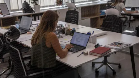 Angajații care își iau adio de la mărirea salariului în 2025. Veștile nu sunt deloc bune în acest domeniu