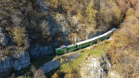 Dispare cea mai veche și spectaculoasă cale ferată montană din sud-estul Europei? Ruta se află în România
