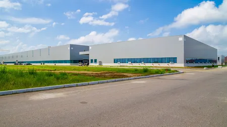Se construiește o fabrică-mamut în România. Va crea sute de locuri de muncă într-un sector important, când se depun CV-urile