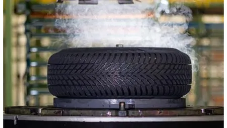 Finlandezii cu fabrică uriașă în România accelerează producția. Turează motoarele pentru și mai mulți bani