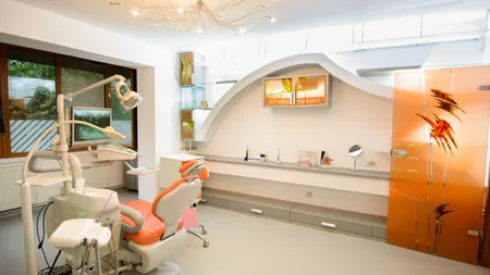Implantul Dentar: Soluția durabilă și naturală pentru zâmbetul tău